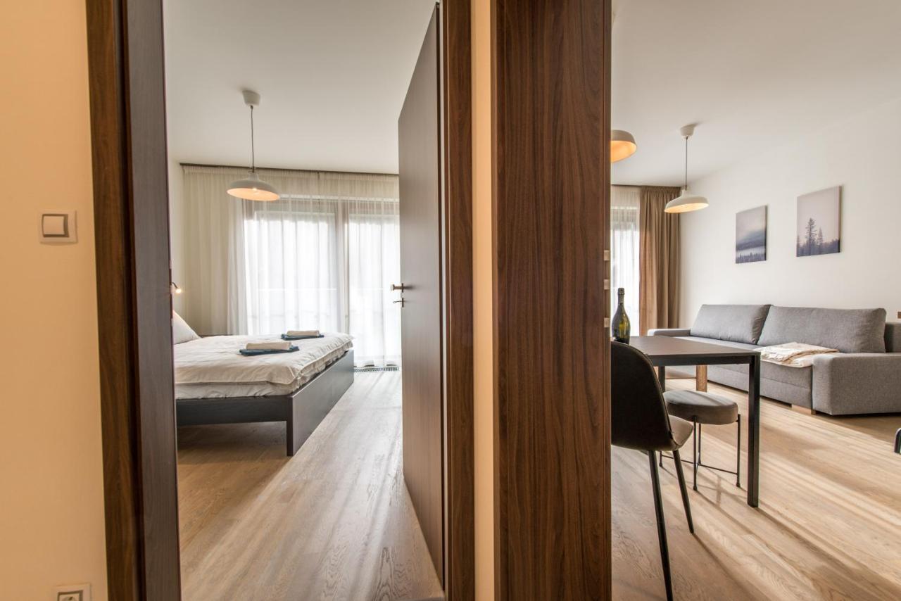 Mozart Central Apartments With Garage Prague Exterior photo