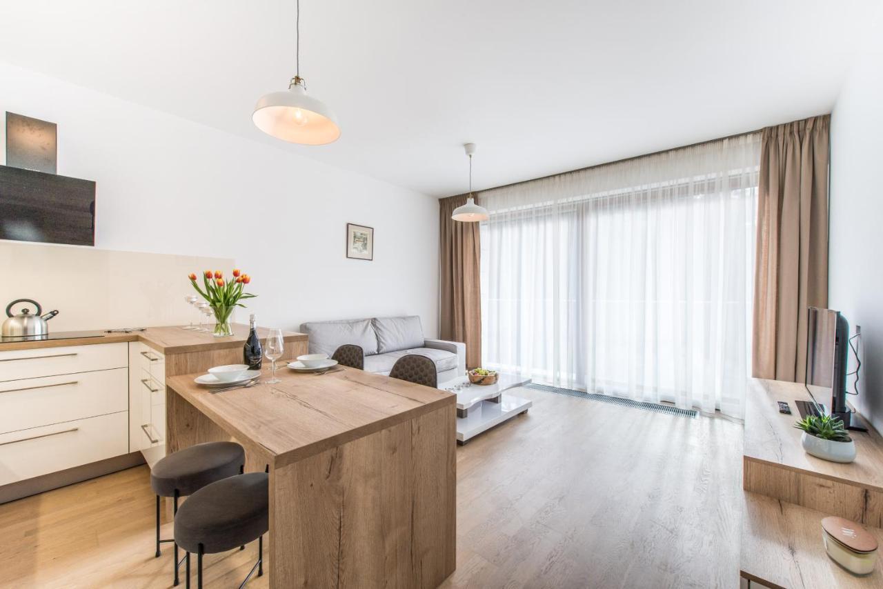 Mozart Central Apartments With Garage Prague Exterior photo